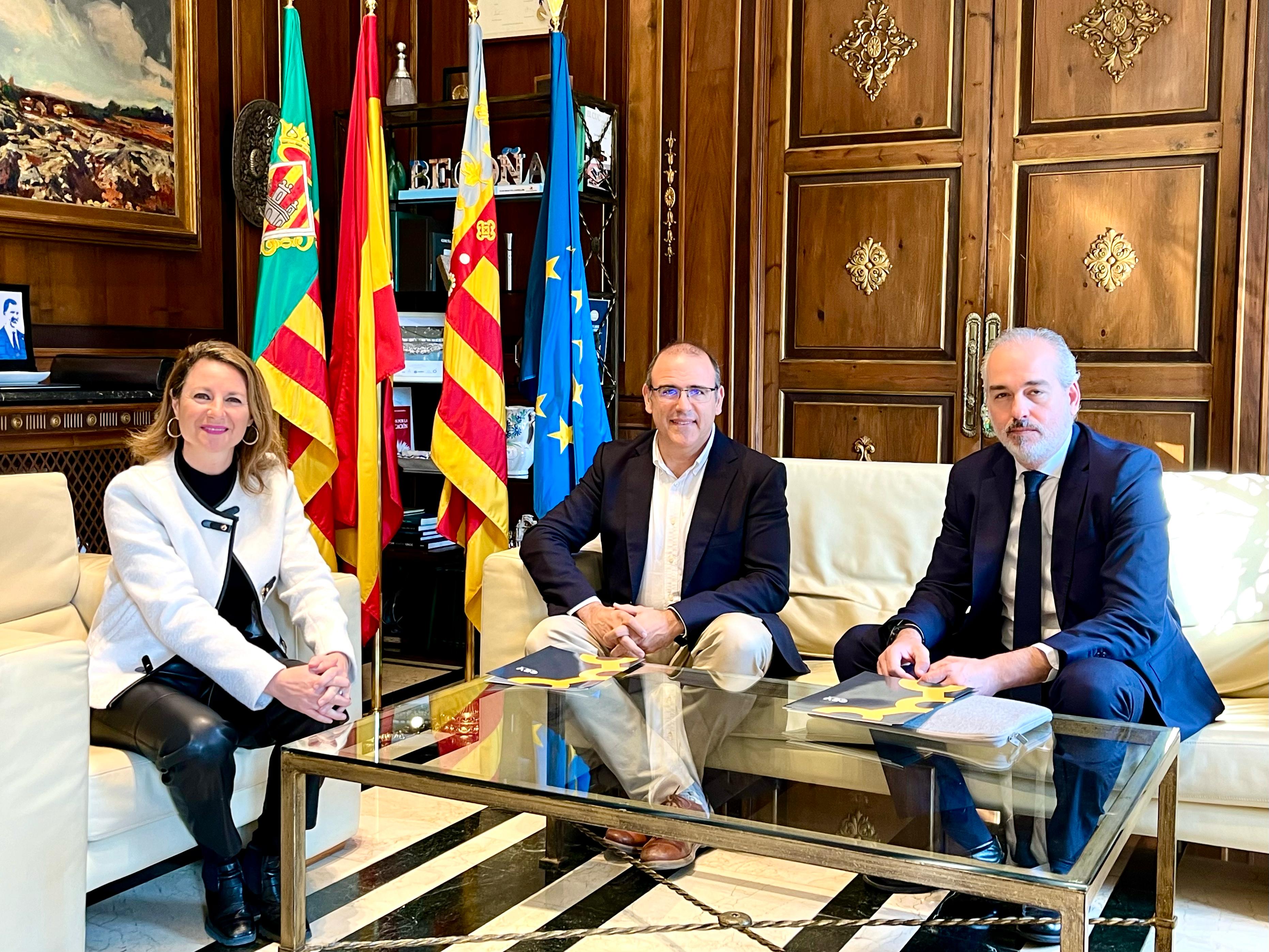 Carrasco rep al president de CEV Castelló i li convida a unir sinergies per a generar riquesa i ocupació a la ciutat