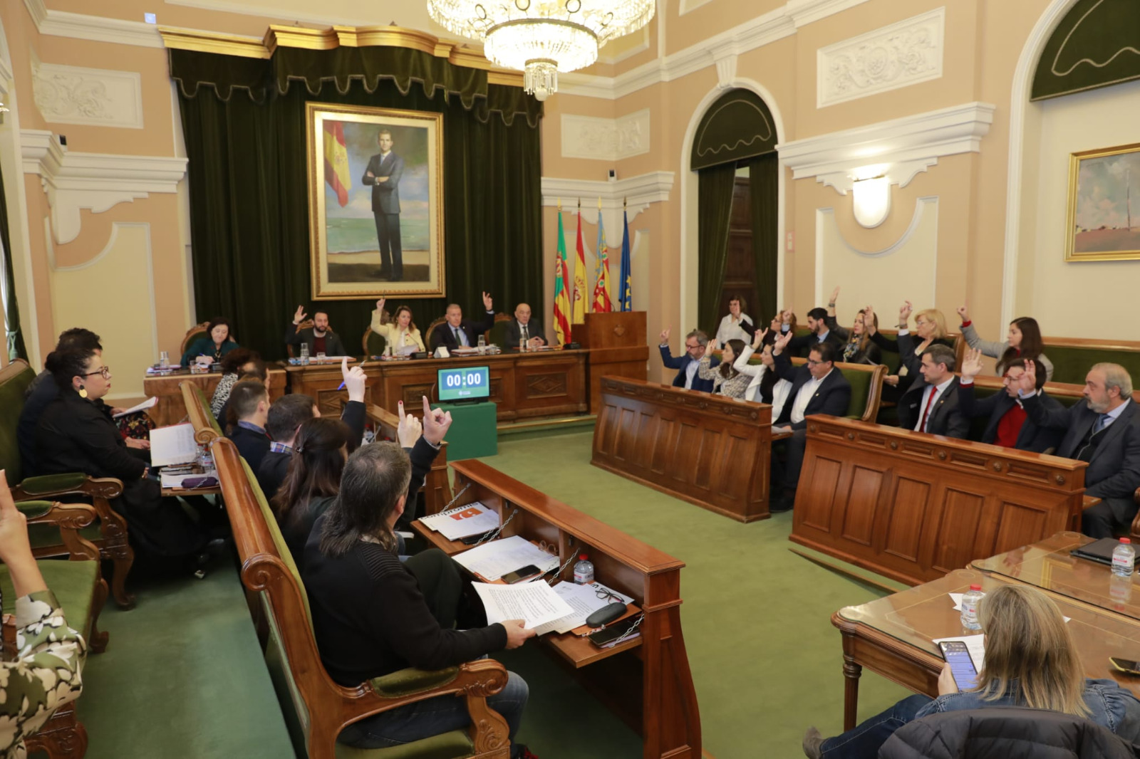 El govern elevarà al Ple una reprovació formal a la senadora socialista Amparo Marco per l'escàndol de l'escultura del Pregoner