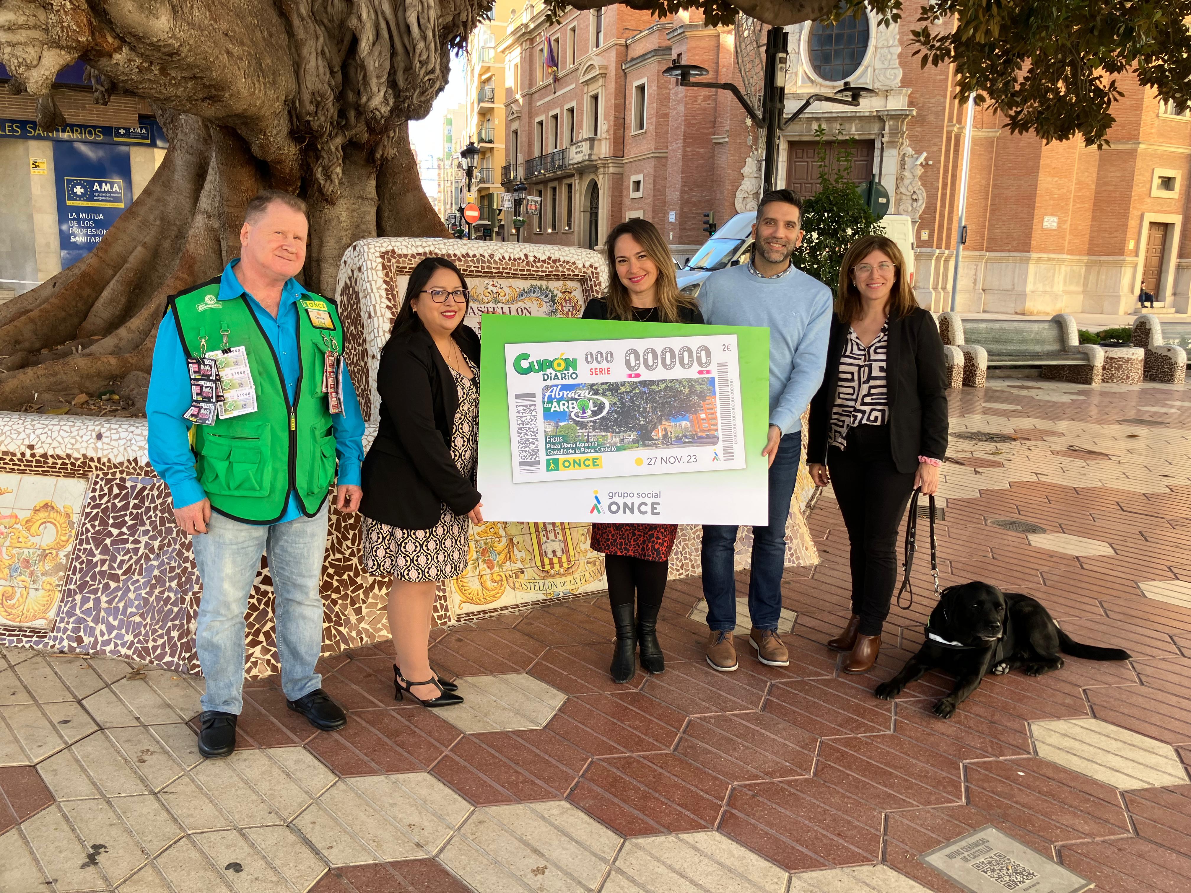 El ficus de la plaça María Agustina, imatge del cupó de l'ONCE del pròxim dilluns