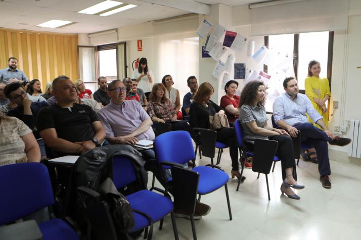 en un evento de networking del porgrama Vives Emplea.jpg